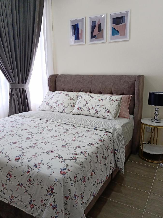 Al Zahra Homestay By Troika Kota Bharu "Stay In Style, Sleep In Comfort" Ngoại thất bức ảnh